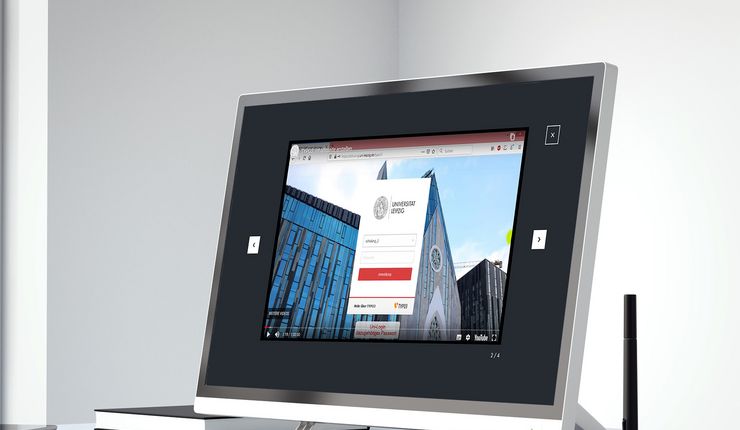 Farbige Abbildung eines Monitors auf dem eine Anmeldemaske zum Typo3 Backend gezeigt wird